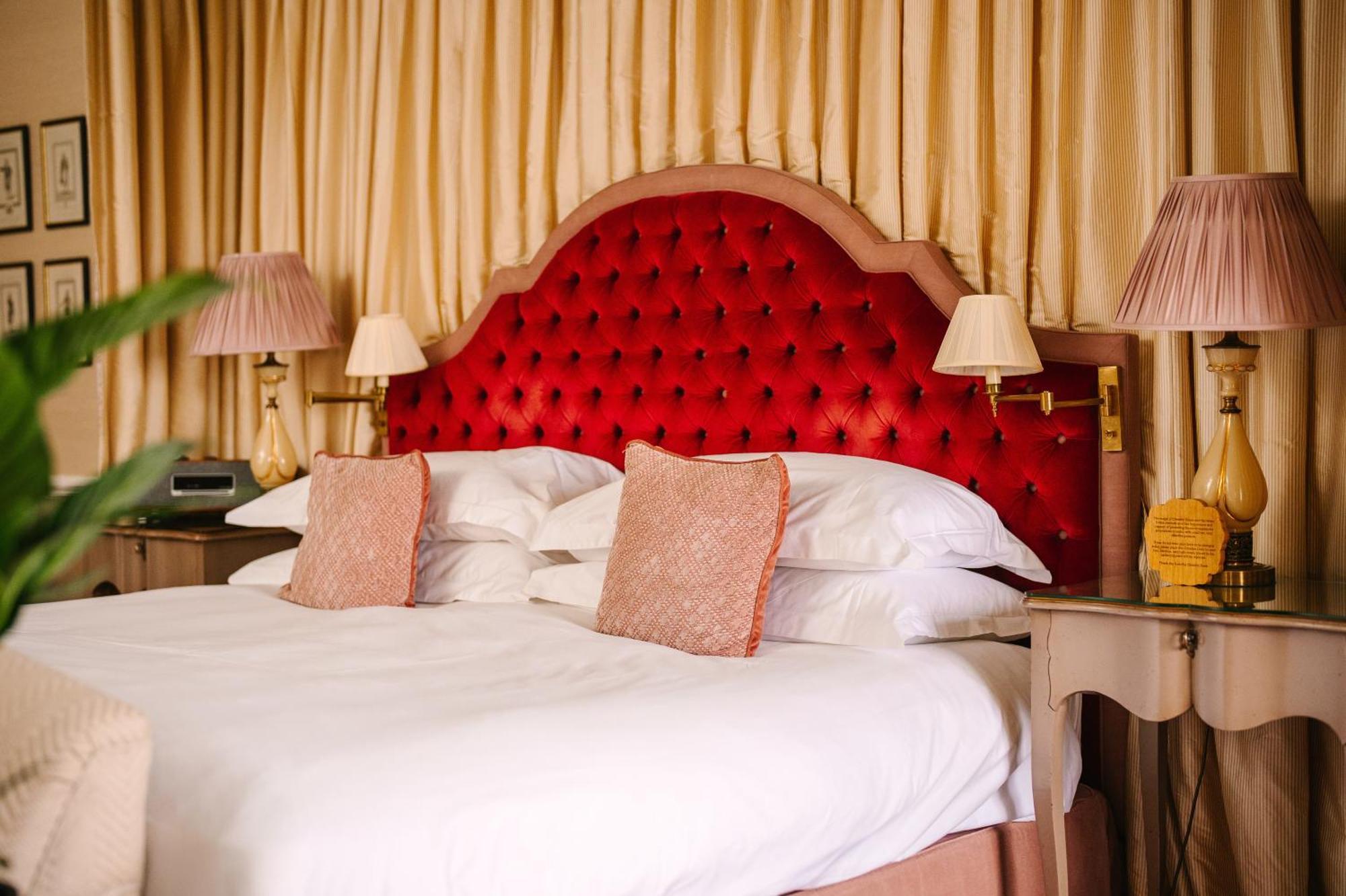Cliveden House - An Iconic Luxury Hotel Maidenhead Exterior foto
